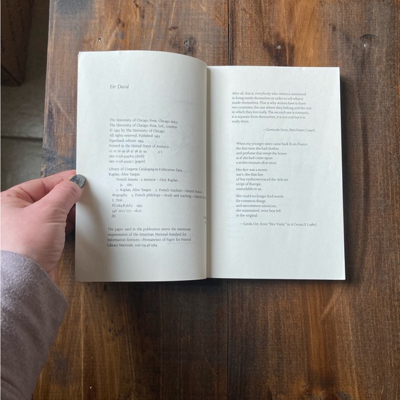 French Lessons: A Memoir by Alice Kaplan. Paperback 1993 - Great Book! - Picture 7 of 12